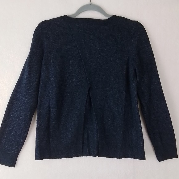Abercrombie & Fitch Split Back Knit Sweater Size Medium in‎ Dark Denim Blue - Picture 1 of 10